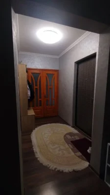 Терміново продам 2 км кварт Південна кільцева ( низ)!
