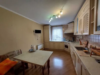 89142 Продам 2-кімнатну  квартиру з меблями та технікою