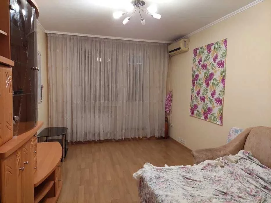 89142 Продам 2-кімнатну  квартиру з меблями та технікою