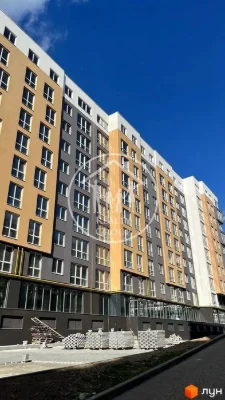 Продаж просторої 3-х кім квартири з автономним опаленням, Ше