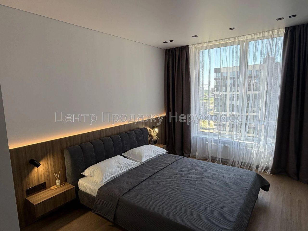 Продаж 1-кімн. квартири, 42 м², 12/16 пов, ЖК Варшавський 2,
