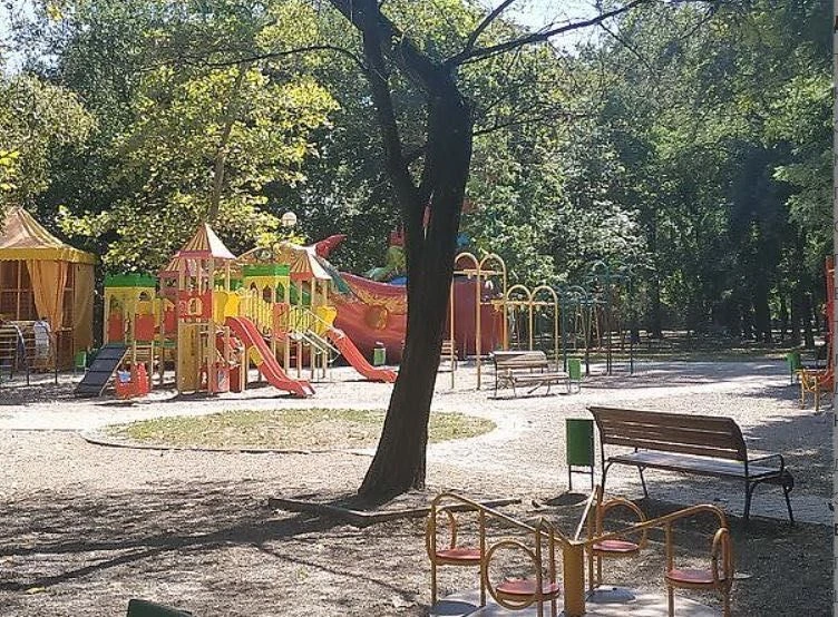 Сталинка в одной из лучших локаций Одессы!