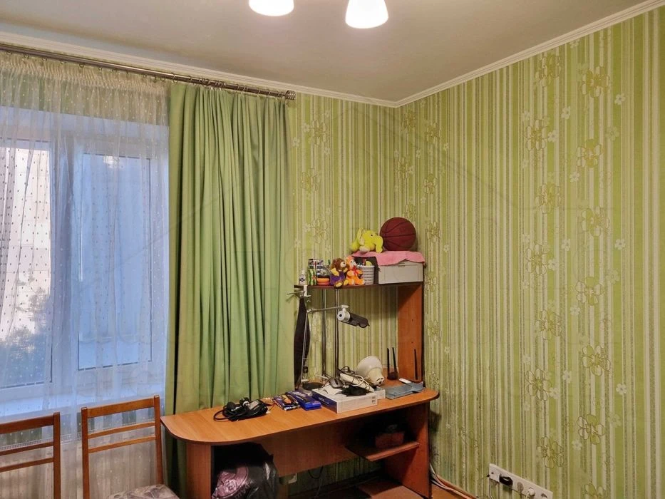 4 кімнатна квартира 85м2 з ремонтом та меблями. Вулиця Ковал