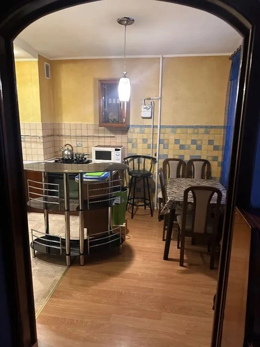 Продам 3-к квартиру ж/м Перемога-6 пр-т Героїв