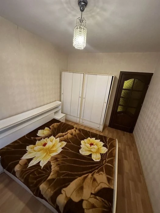 Продам 3-к квартиру ж/м Перемога-6 пр-т Героїв