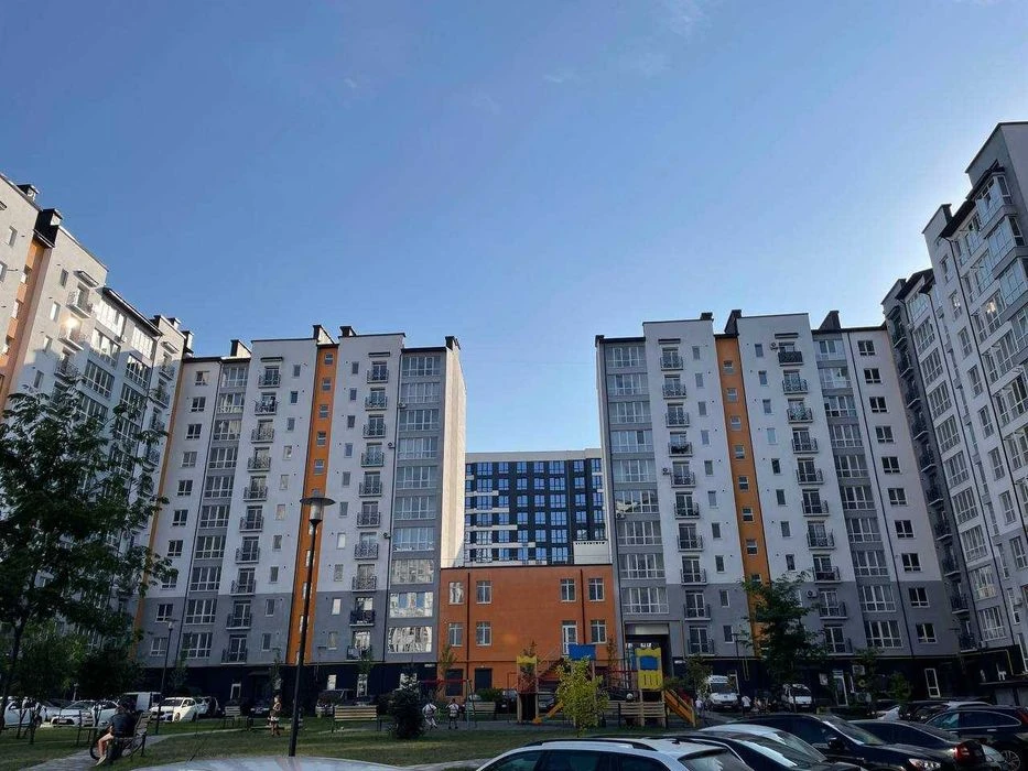 Продається великої площі 2к.кв. в ЖК ГАЛИЦЬКИЙ м-н Пасічна