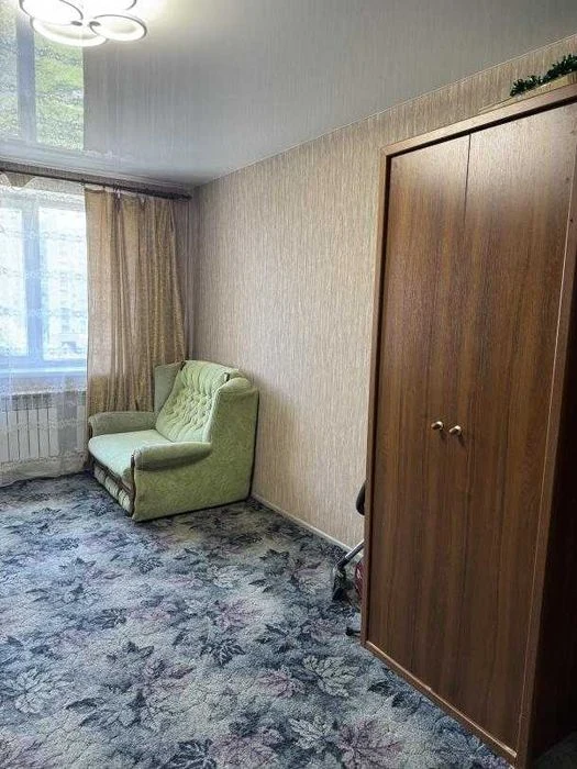 Продам гостинку в блоке Одесская