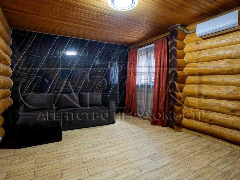 Будинок. Київ, Квітки-Основ'яненка вул.