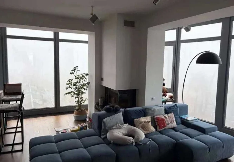Продам 2-кімнатну квартиру 92, 9 м² на вул. Архітектора Олег