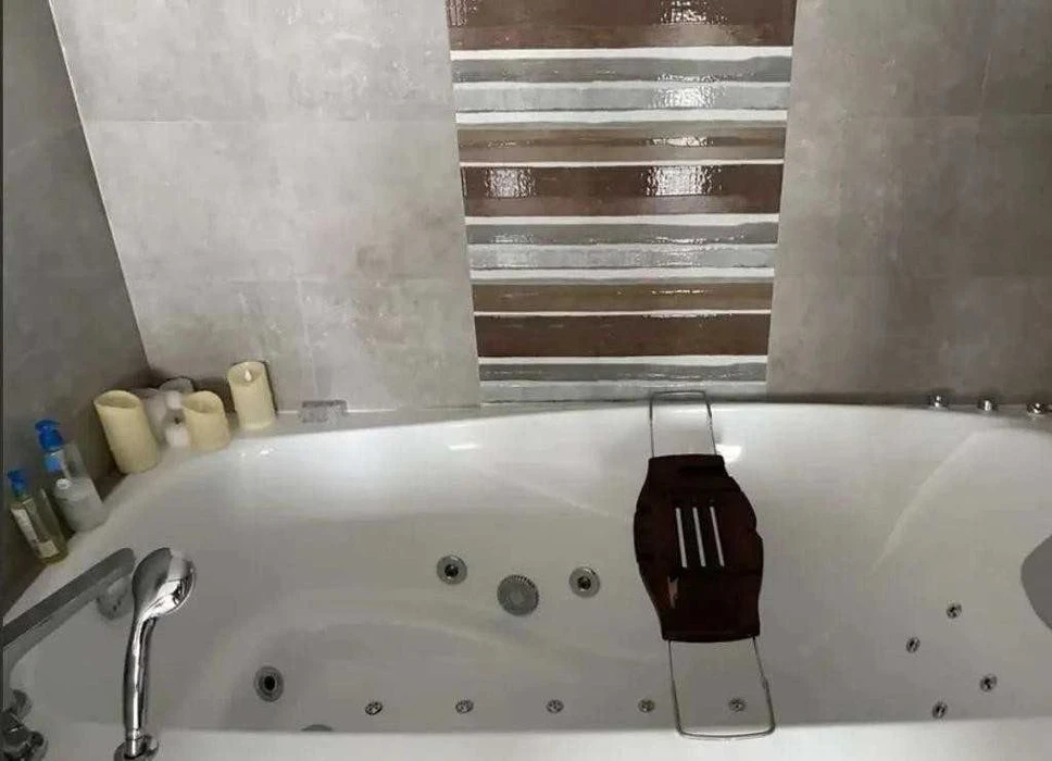 Продам 2-комнатную квартиру 92, 9 м² на ул. Архитектора Олег
