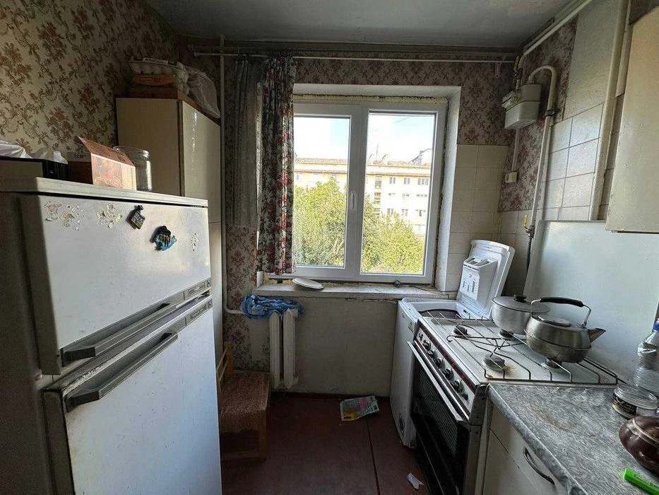 Продаж 2-кімнатної квартири по вул. Карпатська