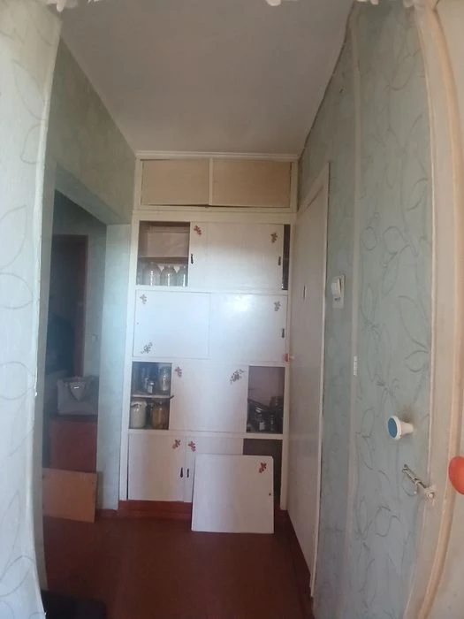 Продаю 2 к/к Херсонское Шоссе