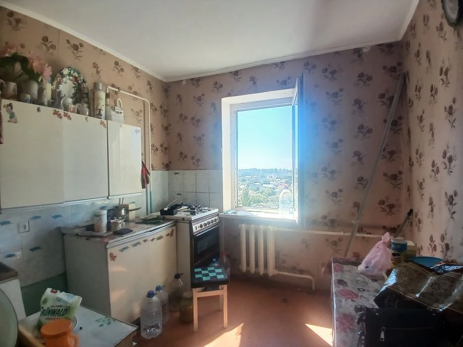 Продаю 2 к/к Херсонское Шоссе