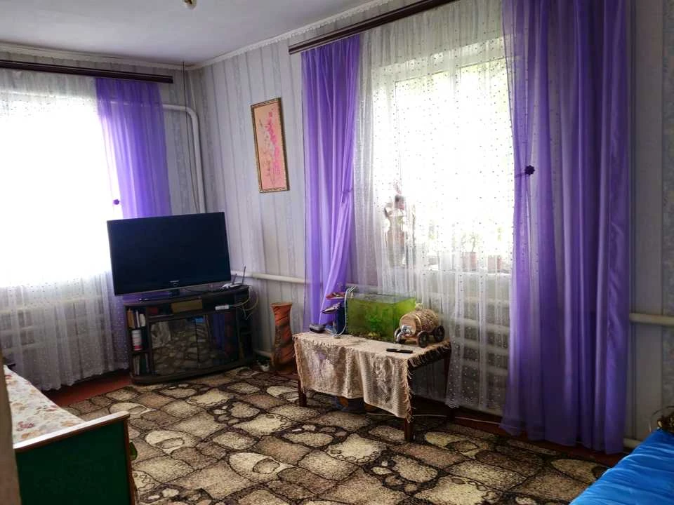 Будинок. Дніпро, Єлова