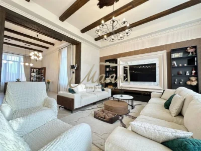Cool house with new renovation in a quiet location.