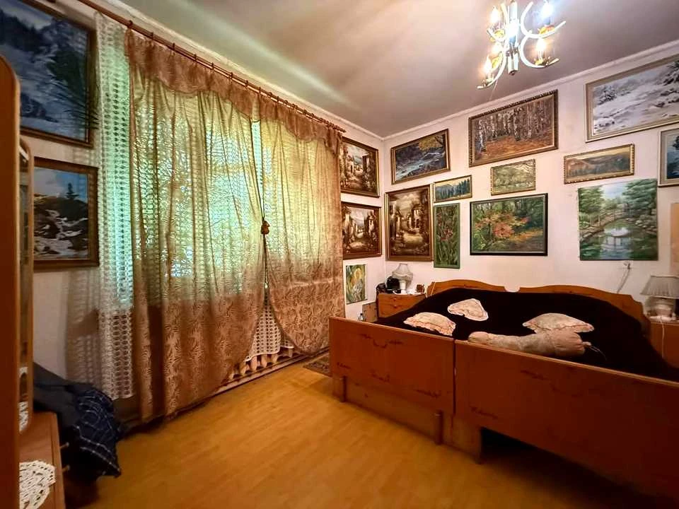 Будинок. Ужгород, Михайла Грушевського вул.