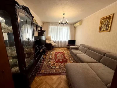Квартира. Дніпро, Героїв просп.