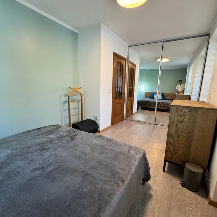 WITHOUT% Podil Tarasa Shevchenko 25 min 2nd floor 3 rooms 63 sq m Kyryliv