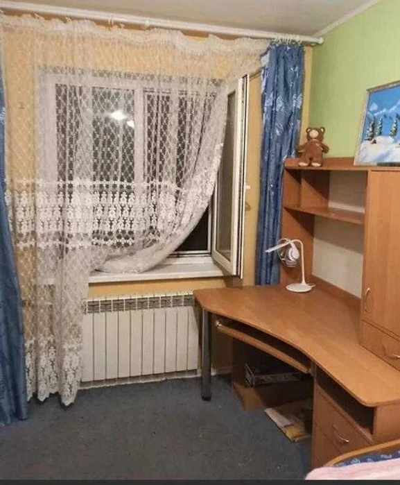 Продам 3-кімнатну квартиру на Нових Будинках