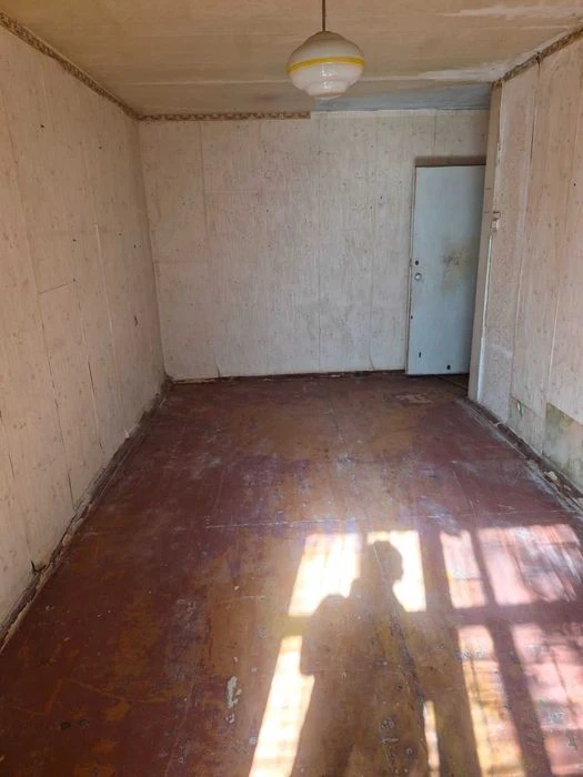 Реальна 2х кімната квартира, у продажі.  Одеська, вулиця Зер