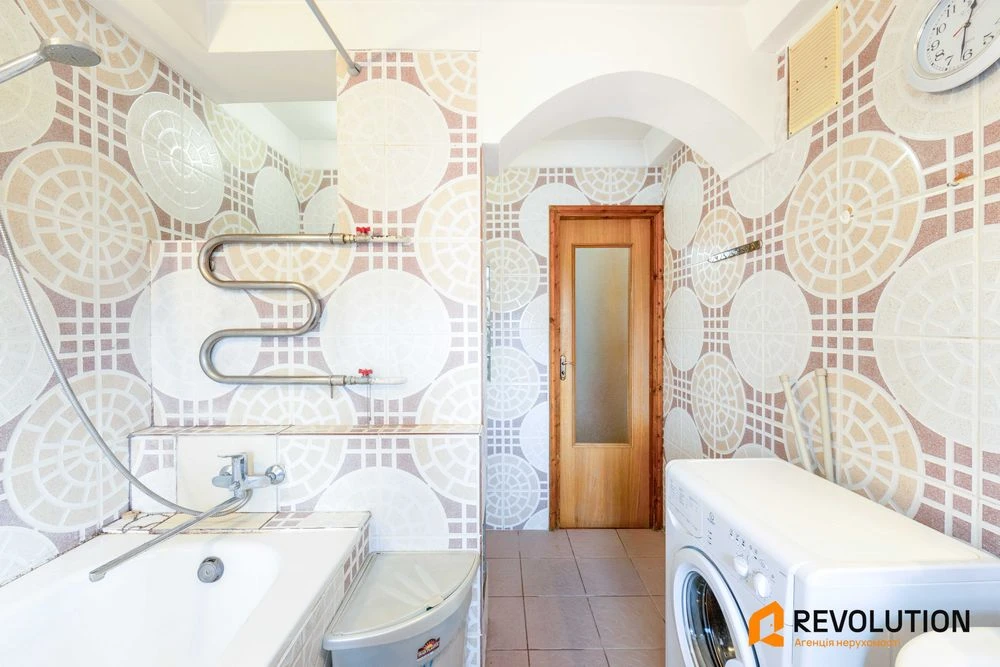 No commission. 2-room apartment for sale 58.9m2, Dmytra Pavlychk Avenue