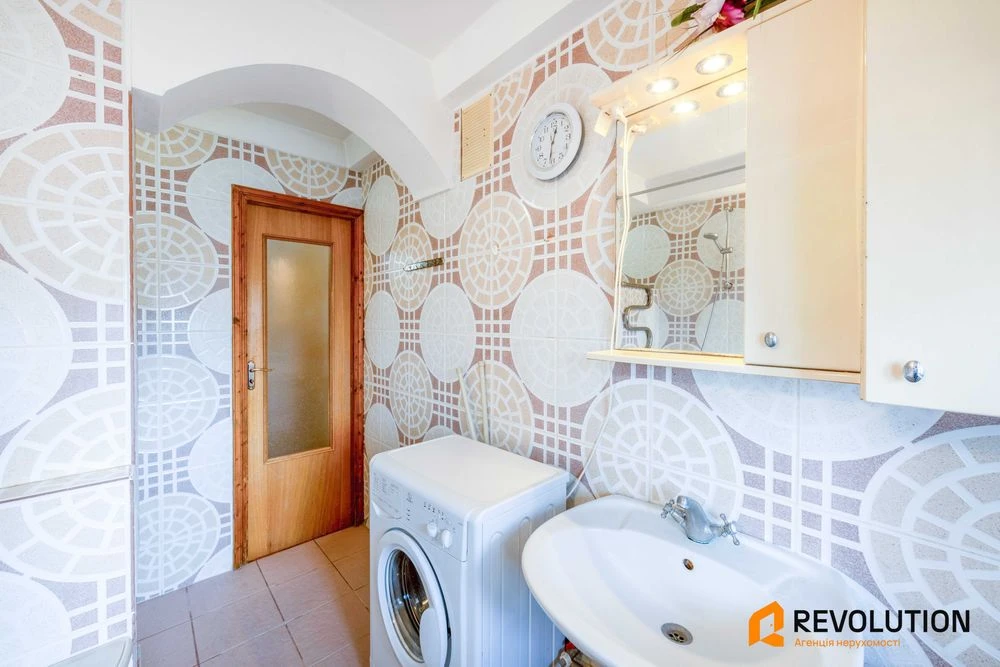 No commission. 2-room apartment for sale 58.9m2, Dmytra Pavlychk Avenue