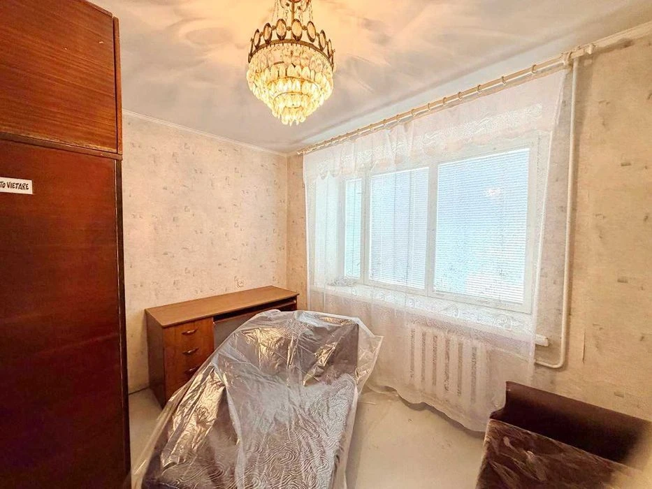 Продаж великої 3к квартири з окремими кімнатами. Зручний 2 п