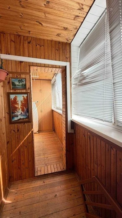 Оренда двокімнатної квартири, вул. Героїв Дніпра, 1 метро «М