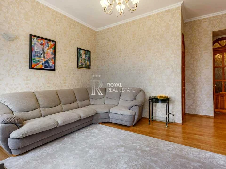 Квартира. Київ, Тарасівська вул.