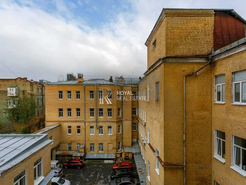 Квартира. Київ, Тарасівська вул.