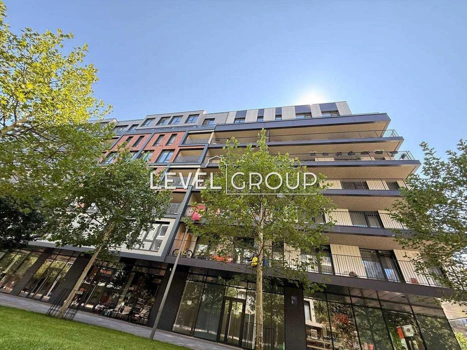 Продаж 2-кімнатна квартира 72 м² з великим балконом у ЖК RYB