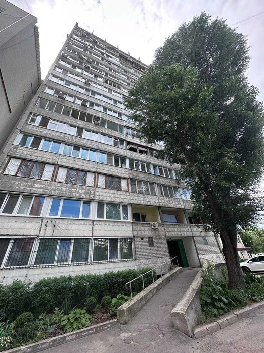 Продам 1 комнатную квартиру на ж/м Победа-5