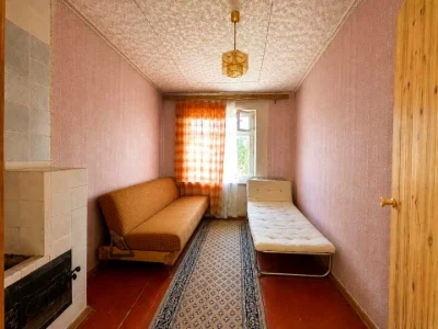 Будинок. Полтава, Центральна