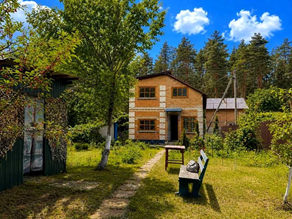 Будинок. Полтава, Центральна