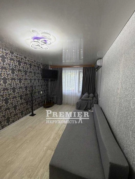 1-кімнатна квартира з якісним ремонтом Повністю укомплектова