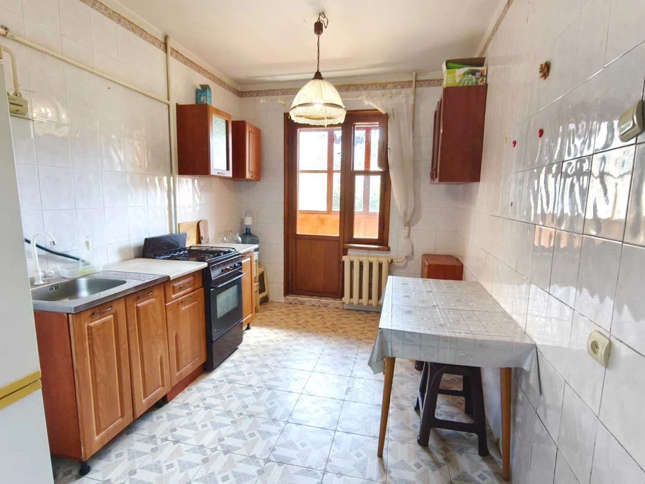 Продажа 3-комнатной на Таирова, хороший дом и район