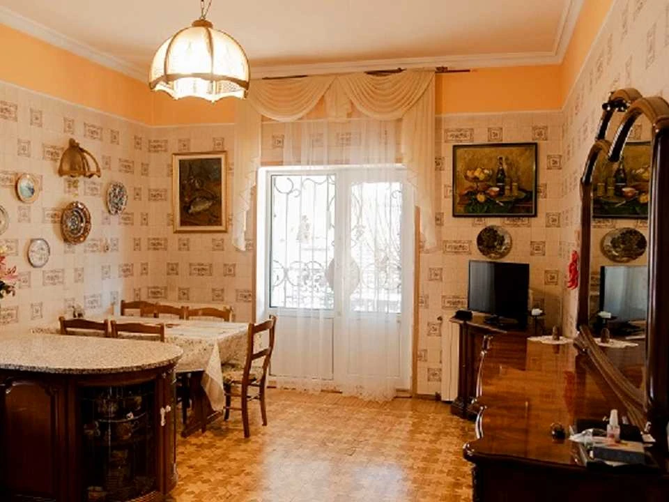 Будинок. Одеса, 2-й Амундсена пров.