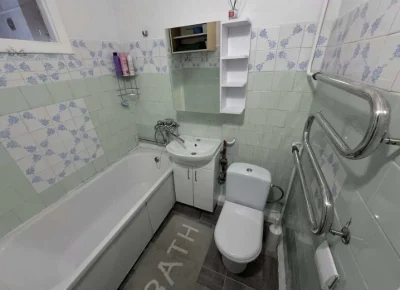(5) Продам 2к квартиру на Вишенці 9337