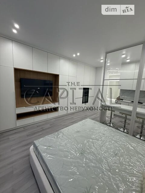 Sale of 1-room apartment 35 sq. m. on Andriy Verkhoglyada St. 4B • I