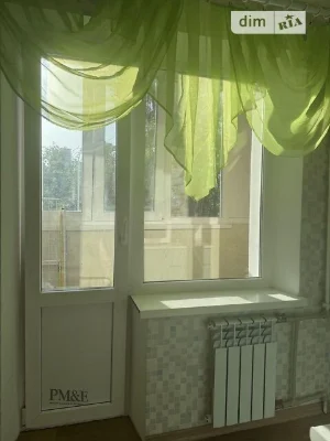 Здам в оренду кімнату на вул. Лук'янівська 7 довгостроково •