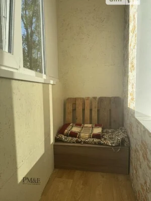 Здам в оренду кімнату на вул. Лук'янівська 7 довгостроково •