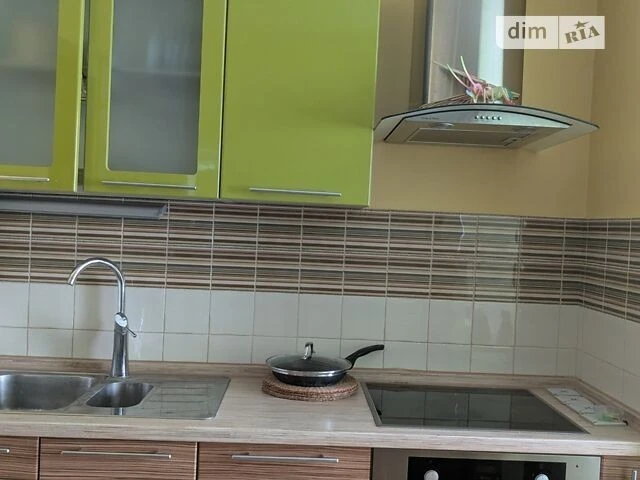 Продажа 2к квартиры 63 кв. м по просп. Петра Григоренко 12 •