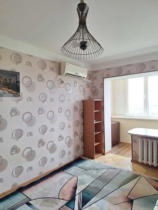 Продаж 1 кімн вул Харківське шосе, 21  32 кв.м. Гарний стан.