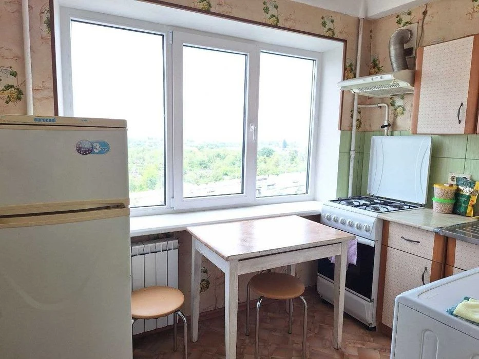 Продаж 1 кімн вул Харківське шосе, 21  32 кв.м. Гарний стан.