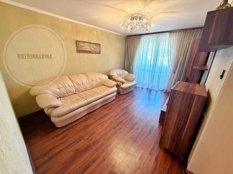 Продажа 2к кв/Площадь Победы