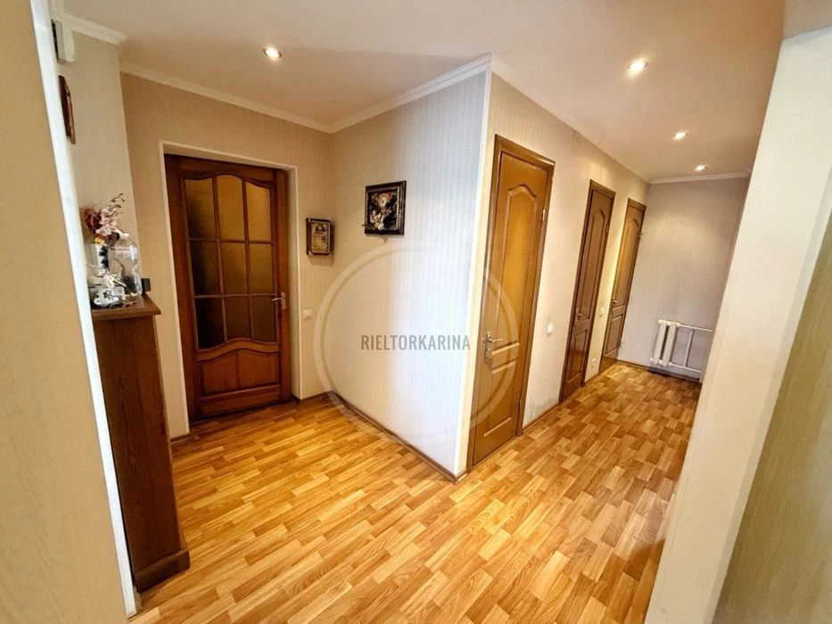Продажа 2к кв/Площадь Победы
