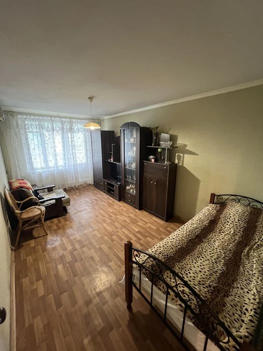 Продам 1 комн.кв.Салтовка 624 м/р,Салтовское Шоссе 242 б,2 б
