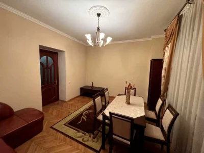 Квартира. Львів, Дмитра Вітовського вул. ()