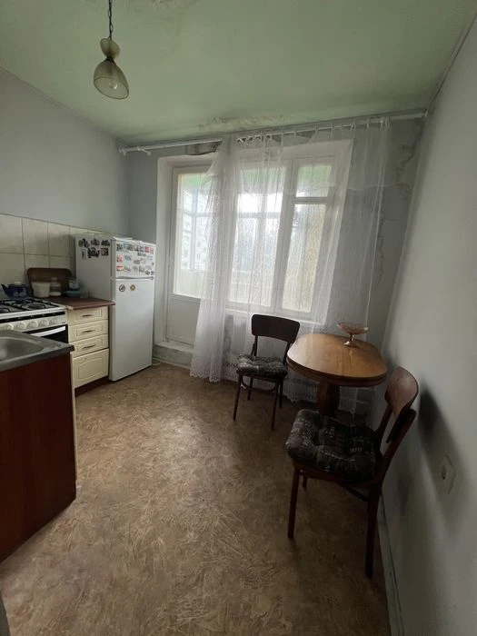 Продам 1 комн.кв.Салтовка 624 м/р,Салтовское Шоссе 242 б,2 б