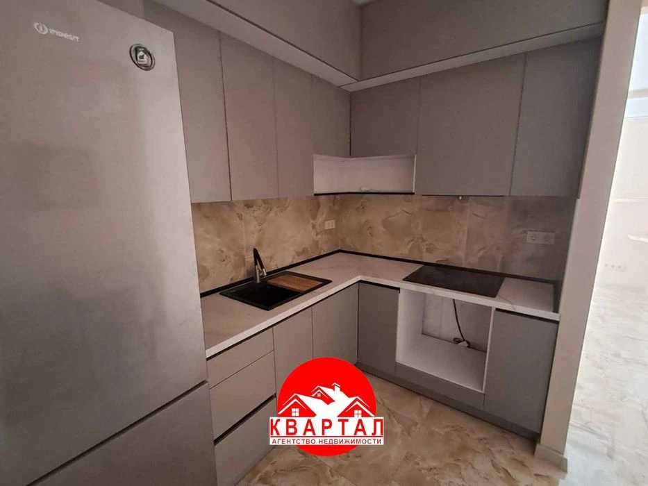 Продается 1 комн. квартира с качественным ремонтом в новостр
